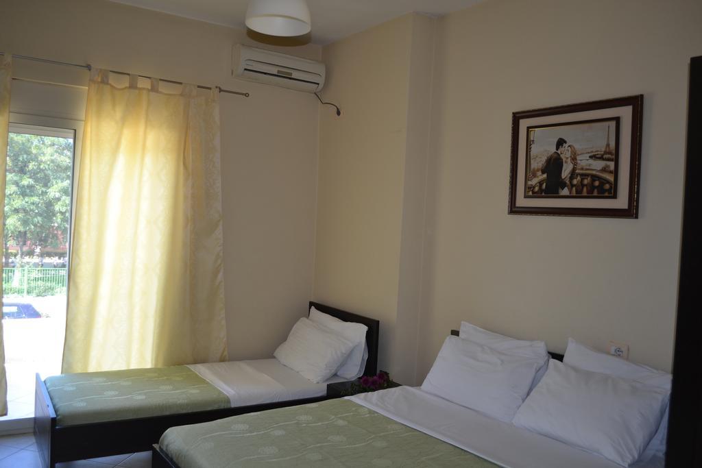 Hotel 4 Stinet Wlora Zewnętrze zdjęcie
