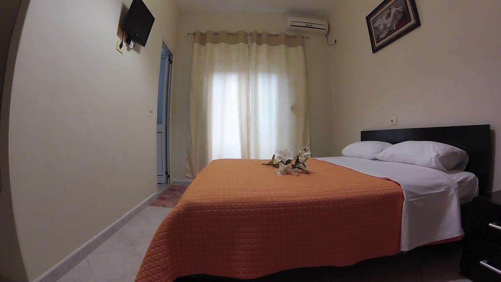 Hotel 4 Stinet Wlora Zewnętrze zdjęcie
