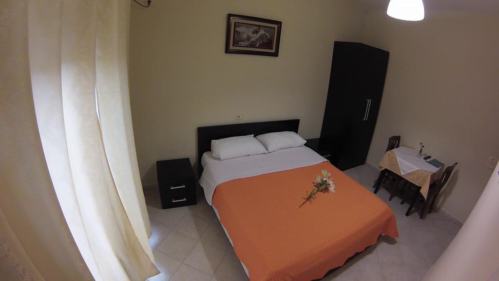 Hotel 4 Stinet Wlora Zewnętrze zdjęcie